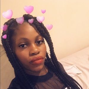 Meet your Posher, Ashley